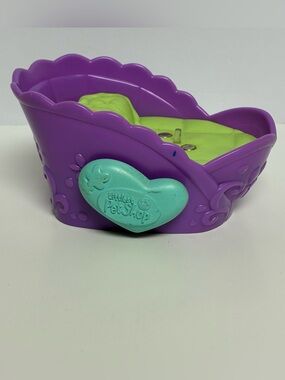 Littlest Pet Shop Magic Motion LPS Hasbro Persian Cats Bed Only Purple